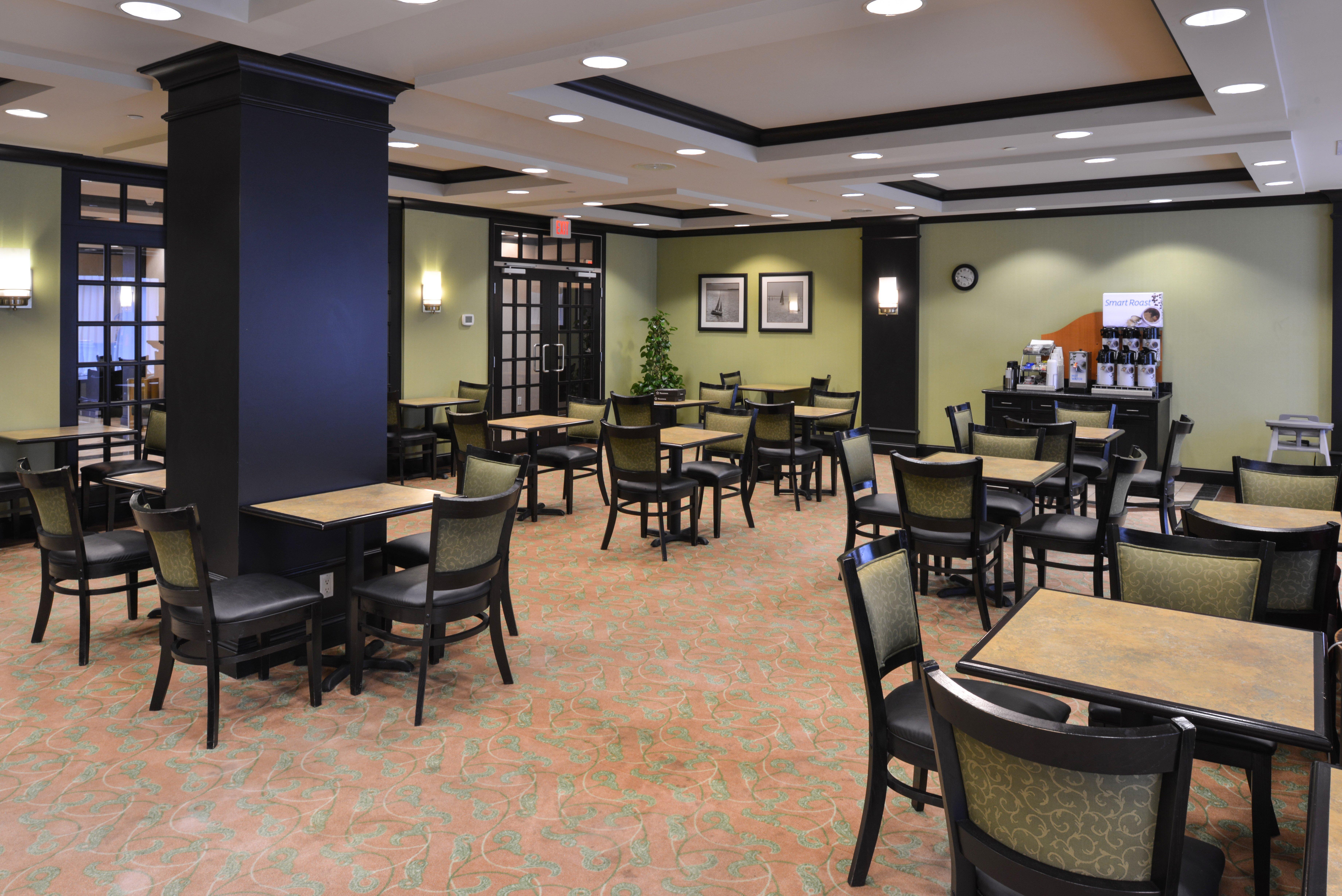 Holiday Inn Express & Suites Halifax Airport, An Ihg Hotel Enfield Extérieur photo